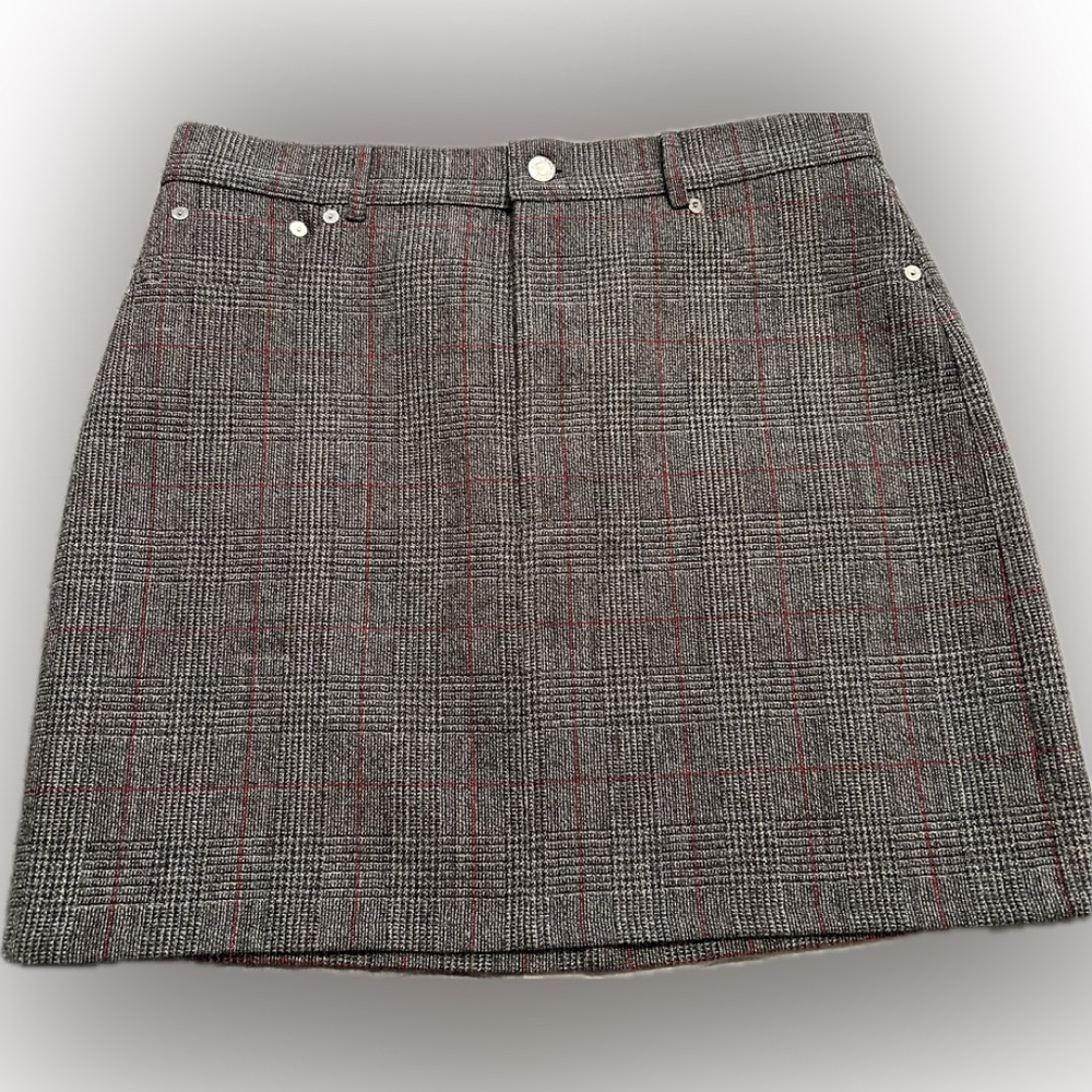 🎉12 hours only sale🎉Beautiful new Helmut Lang skirt